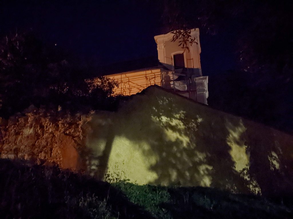 Noční fotografie Siřemi
